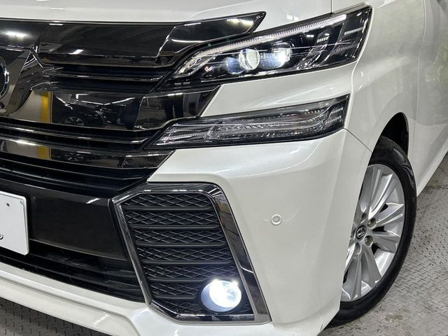 �yLED�w�b�h���C�g�z���V����ԑ��s�����ǍD�Ȏ��E���m�ۂ����S���ĉ^�]�ł��鍂�P�xLED�w�b�h���C�g�𑕔�!�_�����x�������A����d�͂��}�����Ă��܂��B