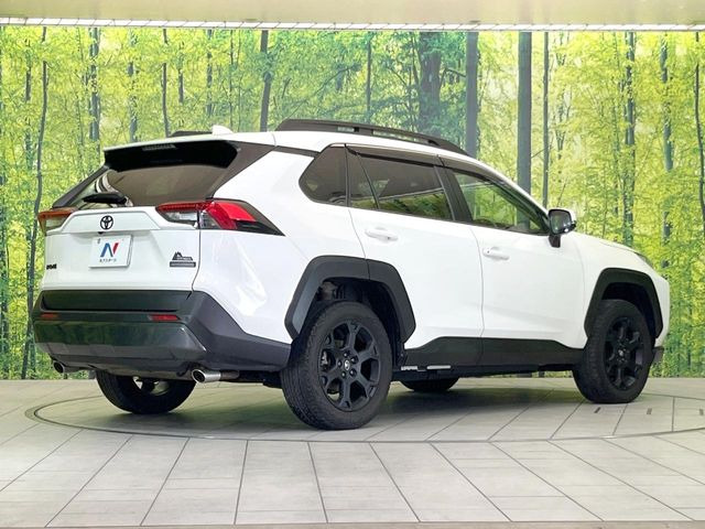 ☆全国のネクステージからお取り寄せが可能※!遠方の店舗に展示してあるクルマが気になる場合も、最寄りの店舗でご覧いただくことが可能です!是非私たちに要望をお聞かせください!※別途費用