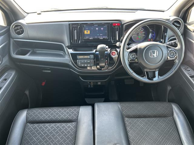 N-WGNカスタムG Lパッケージ