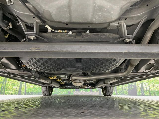 下回りがきれいなうちに、防錆加工の施工がオススメ。降雪地域はもちろん、沿岸部にお住いの方や、趣味でマリン・ウィンタースポーツをされる方にご好評いただいております。