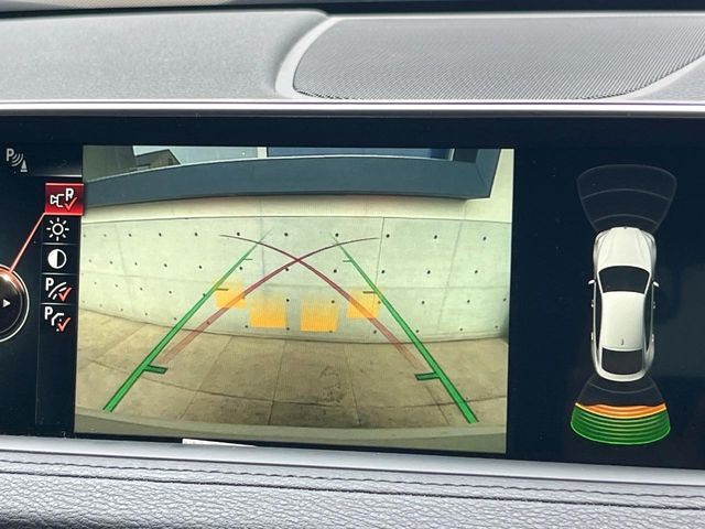 ●バックカメラ:便利な【バックカメラ】で安全確認もできます。駐車が苦手な方にもオススメな便利機能です。