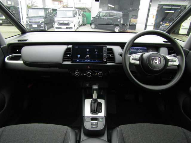 フィット1.5 ホーム 4WD