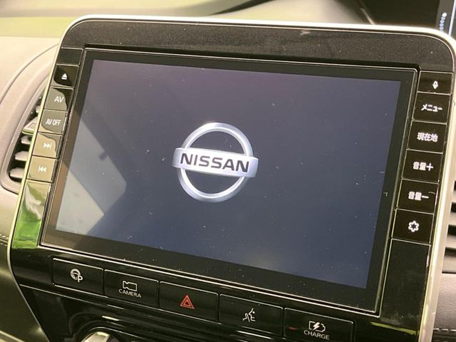 �y����10�C���`�i�r�z�l�C�̏����i�r�𑕔����Ă���܂��B�i�r�̎g���₷���͂������A�I�[�f�B�I�@�\���[��!�L�����v�◷�s�͂������A�ʋ΂┃�����ȂǕ��i�̃h���C�u���y�����Ȃ�͂���