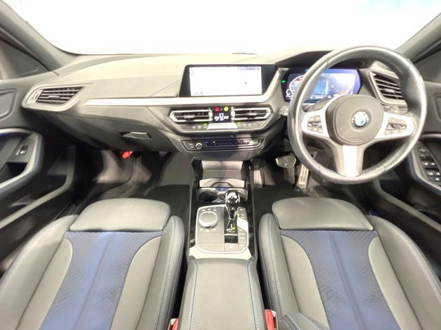 1シリーズ118i Mスポーツ