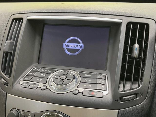 �y���[�J�[�i�r�z�C���e���A�ɗn�����ރX�^�C���b�V���ȁu��p�݌v�v���[�J�[�i�r�𑕔��􎋔F���⑀�쐫�ȂǊ�{���\�ɂ��D��A���㎿�ȃJ�[���C�t�����y���݂��������܂��B