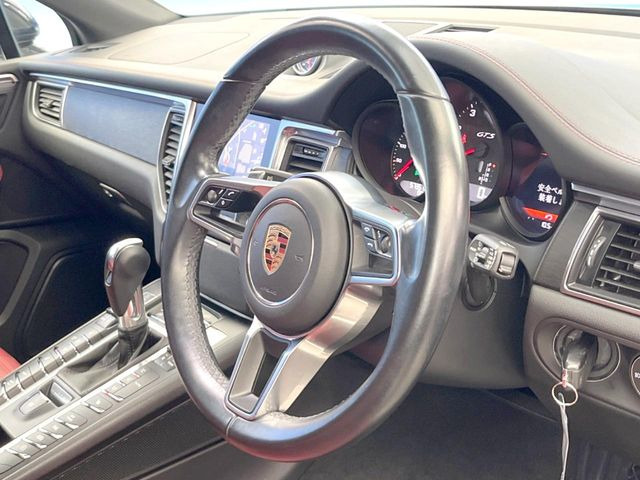 ���n���h�����̃X�������Ȃ��A���ꂢ�ȏ�Ԃ��ێ����Ă���܂��B�e�X�C�b�`���̓�����m�F�ς݂ł��B