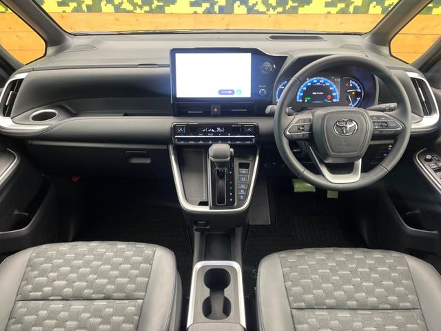 ヴォクシー1.8 ハイブリッド S-Z