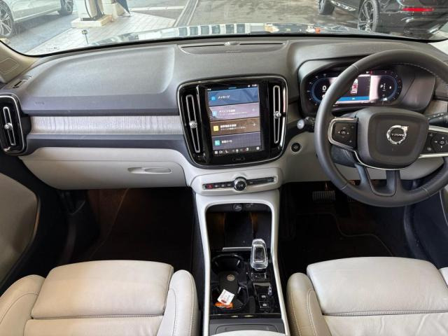 XC40アルティメット B4 AWD 4WD