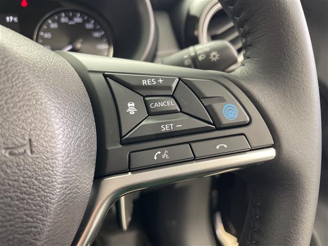 キックス1.2 X FOUR (e-POWER) 4WD