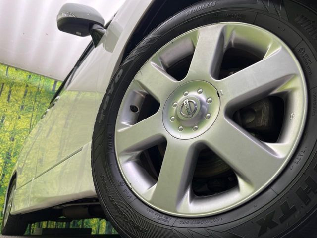 �y����17�C���`�A���~�z�C�[���z�O�ςɃ}�b�`���������A���~�z�C�[���𑕒����Ă���܂��B�e��ЊO�A���~�z�C�[����A�X�^�b�h���X�^�C�����戵�����Ă���܂��B���񂲑��k����������