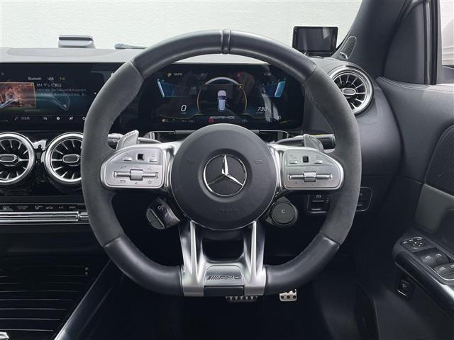 GLAクラスAMG GLA45 S 4マチックプラス 4WD