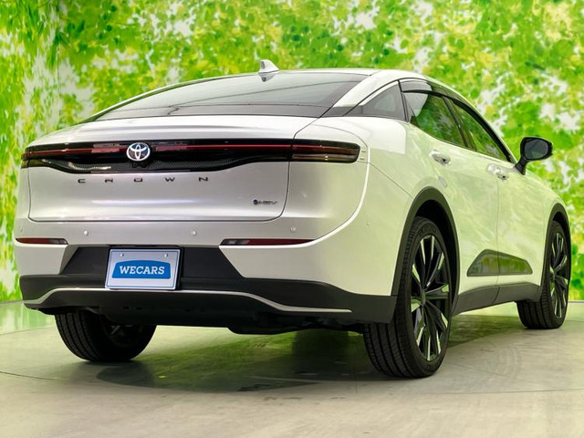 クラウンクロスオーバー2.4 RS E-Four advanced 4WD