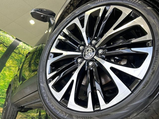 �y����18�C���`�A���~�z�C�[���z�O�ςɃ}�b�`���������A���~�z�C�[���𑕒����Ă���܂��B�e��ЊO�A���~�z�C�[����A�X�^�b�h���X�^�C�����戵�����Ă���܂��B���񂲑��k����������