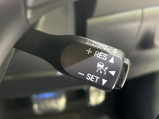 �y���[�_�[�N���[�Y�R���g���[���z�������H�ł̒��������s���y��!!�����ő��x��ۂN���[�Y�R���g���[�����A�Փˌy���V�X�e���ƘA�g���A�O���̎ԗ������m���ĎԊԂ�ۂ悤�ɑ��x���߂��Ă���܂�!!