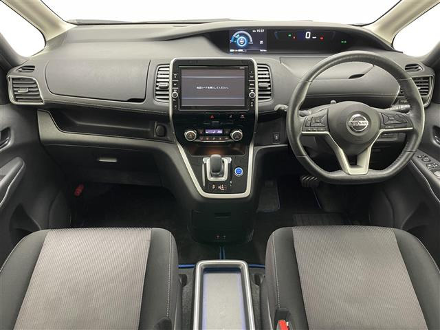 セレナ1.2 e-POWER ハイウェイスター