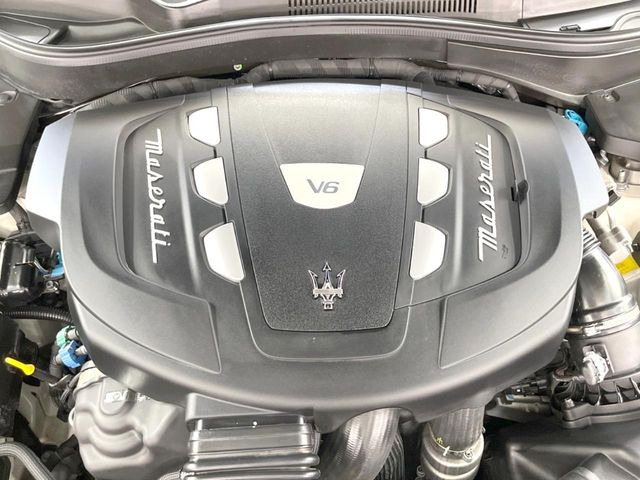 �����X�ł́A�e���[�J�[�̐�p�f�f�e�X�^�[�𓱓��B���Ǝ��i�����e�N�j�J���X�^�b�t���풓���Ă���܂��̂ŁA������̍ۂɂ����S���Ă����p���������܂��B