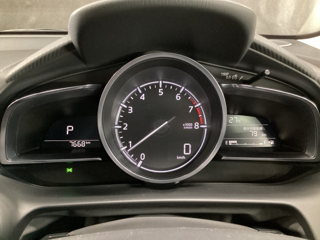 デミオ1.3 13S ノーブル クリムゾン