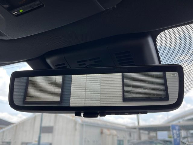 �y�f�W�^���C���i�[�~���[�z��Ȃ̑傫�ȉו��⓯��҂Ō�����m�F���Â炢���ł����S!�J�������B�e�����ԗ�����̉f�������[���~���[���ɕ\���B�N���A�Ȏ��E�ŏ󋵂̊m�F���\�ł�!