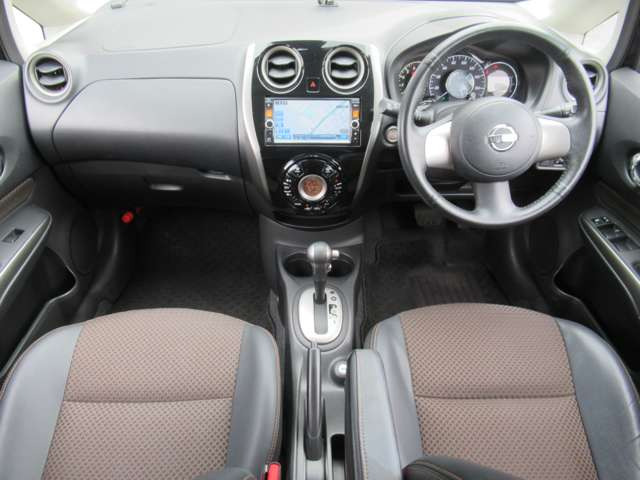 ノート1.2 メダリスト エマージェンシーブレーキ パッケージ