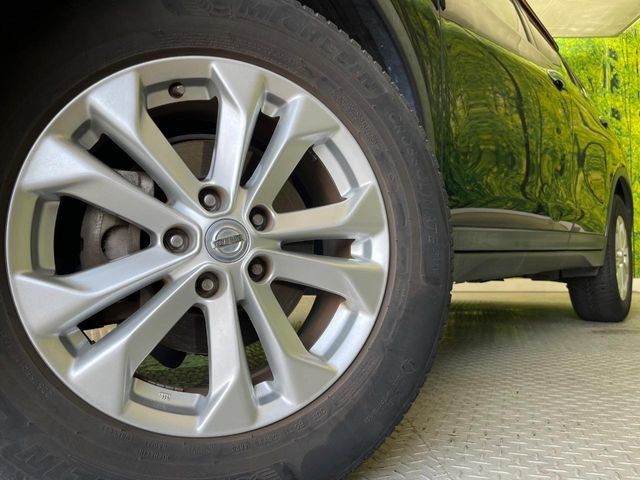 �y����17�C���`�A���~�z�C�[���z�O�ςɃ}�b�`���������A���~�z�C�[���𑕒����Ă���܂��B�e��ЊO�A���~�z�C�[����A�X�^�b�h���X�^�C�����戵�����Ă���܂��B���񂲑��k����������