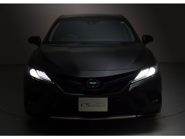 フロントビューの存在感をご覧ください!!ヘッドライトは視界良好のライト、さらにフォグライト搭載。デザイン性も高いのが特権です。