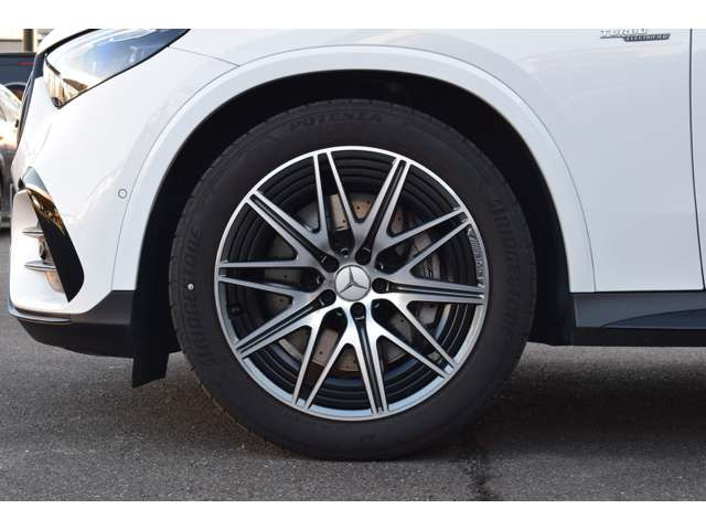 GLCクーペAMG GLC43 4マチック (BSG搭載モデル) 4WD