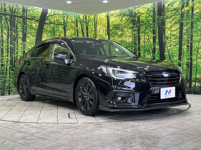 高透明度のガラス皮膜で撥水はもちろん、上質なツヤ・光沢を実現。紫外線や酸性雨から大切な愛車を保護し、色あせ・劣化を防止。「弾スプラッシュコート」、「弾プリミッサコート」からお選びいただけます。