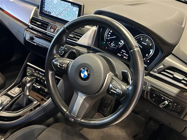 2シリーズアクティブツアラー218d xドライブ Mスポーツ 4WD