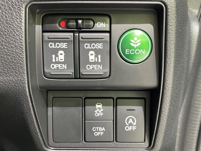 �y�����p���[�X���C�h�h�A�z�X�}�[�g�L�[��^�]�Ȃ̃X�C�b�`�Ō�ȗ����X���C�h�h�A�̊J���\���d��������͂����ăh�A���J����K�v�������A�����Ȃ��q�l�ł��ȒP�ɊJ���߂ł����K�ł���