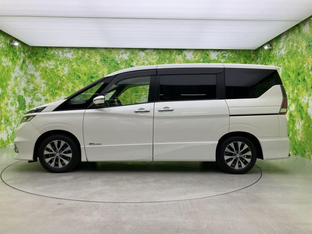 セレナ2.0 ハイウェイスター Vセレクション