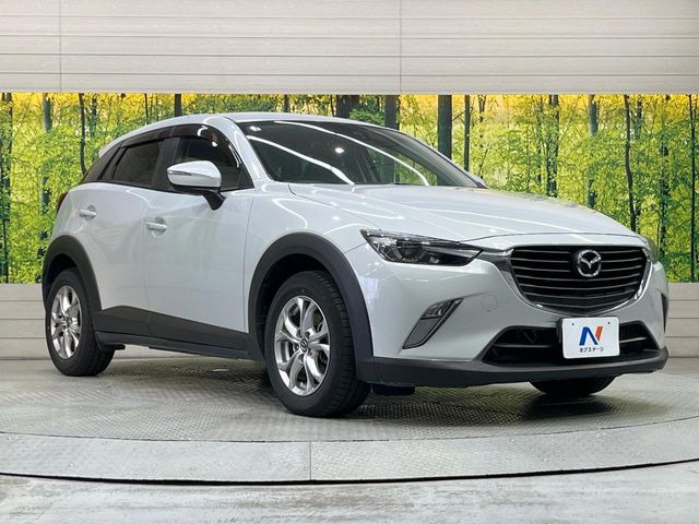 高透明度のガラス皮膜で撥水はもちろん、上質なツヤ・光沢を実現。紫外線や酸性雨から大切な愛車を保護し、色あせ・劣化を防止。「弾スプラッシュコート」、「弾プリミッサコート」からお選びいただけます。