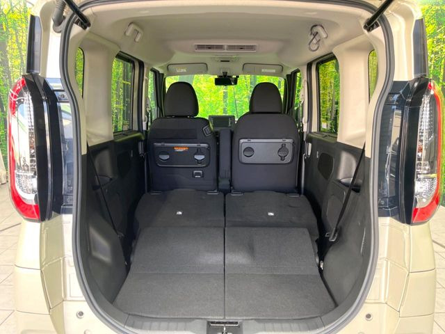 ���i�̂���������ʋ΁A���}���ɏ\���ȉ׎��X�y�[�X���m�ۂ��Ă���܂��B�Z�J���h�V�[�g��|���ƁA�傫�ȉו��̐ύڂ��\�ł���