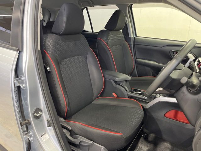 �^�]�Ȃ܂��ɂ͏\���ȃX�y�[�X������A�啿�ȕ��ł��������^�]���Ă�����������ł��B