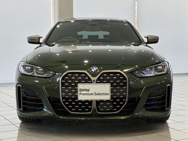 4シリーズグランクーペM440i xドライブ 4WD