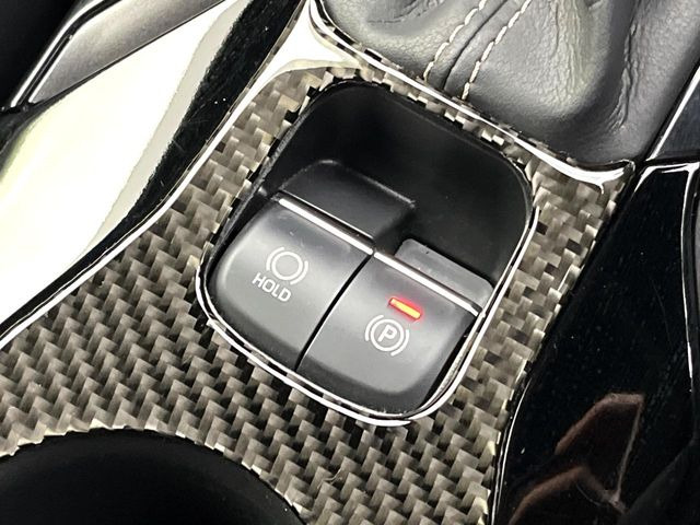 �y�d���p�[�L���O�u���[�L�z�p�[�L���O�u���[�L�͕֗��ȓd����!�{�^����ő���ł��A�A�N�Z���𓥂߂Ύ����ŉ�������܂��􃌃o�[��y�_���������̂ŉ^�]�ȉ����������肵�܂��ˁ�