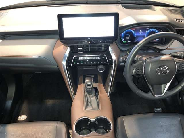 ハリアー2.5 ハイブリッド E-Four Z レザーパッケージ 4WD