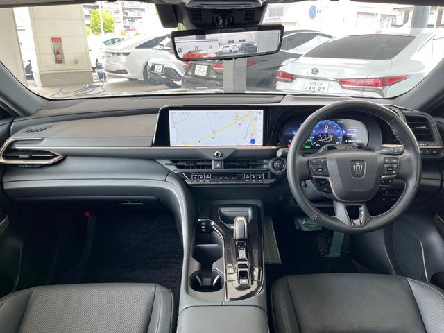 クラウンスポーツ2.5 Z E-Four 4WD