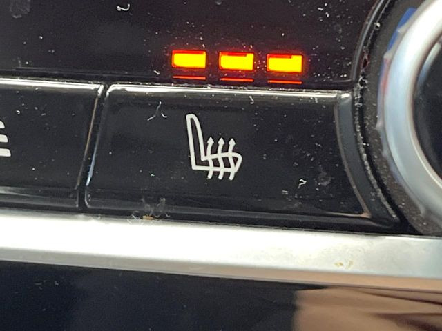 ���t�����g�V�[�g�q�[�e�B���O:�^�]�ȁE����ȋ��ɎO�i�K�Œ��߂��\�ȃV�[�g�q�[�^�[�𑕔����Ă���܂��B�G�߂��킸���K�ɂ��g�p���������܂��B