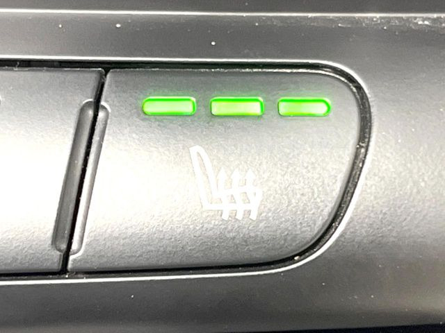 ���t�����g�V�[�g�q�[�e�B���O:�^�]�ȁE����ȋ��ɎO�i�K�Œ��߂��\�ȃV�[�g�q�[�^�[�𑕔����Ă���܂��B�G�߂��킸���K�ɂ��g�p���������܂��B