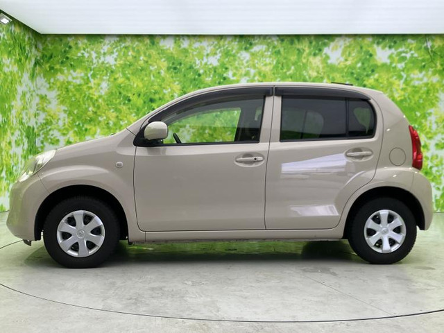 パッソ1.0 X クツロギ 4WD