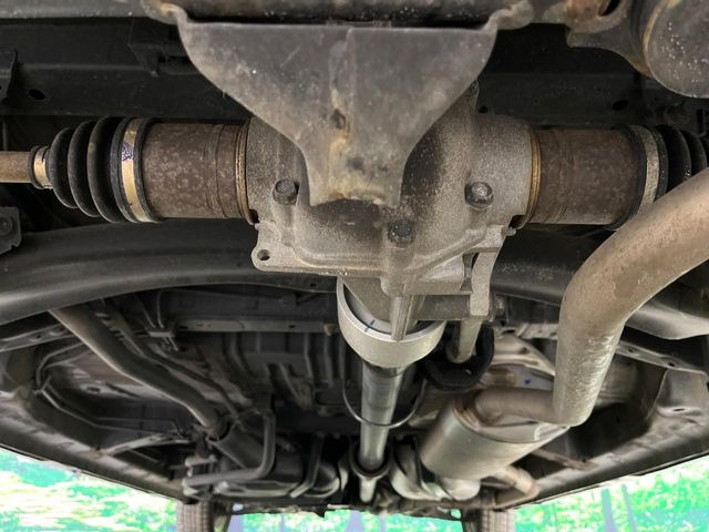 下回りがきれいなうちに、防錆加工の施工がオススメ。降雪地域はもちろん、沿岸部にお住いの方や、趣味でマリン・ウィンタースポーツをされる方にご好評いただいております。