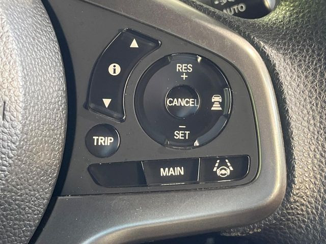 �y�A�_�v�e�B�u�N���[�Y�R���g���[���z�������H�ł̒��������s���y��!!�����ő��x��ۂN���[�Y�R���g���[�����A�Փˌy���V�X�e���ƘA�g���A�O���̎ԗ������m���ĎԊԂ�ۂ悤�ɑ��x���߂��Ă���܂�!!