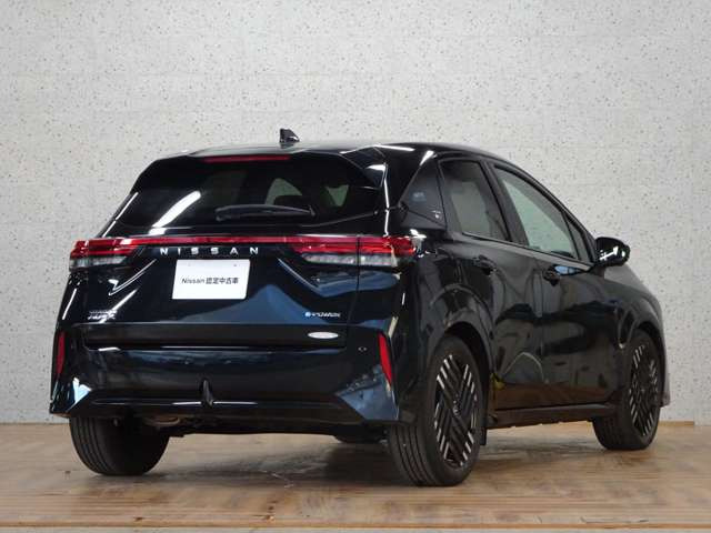 ノートオーラ1.2 G レザーエディション