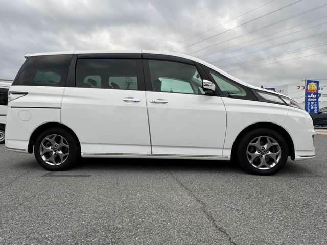 �S���̓o�^�A�[�Ԃ��\�ł��B���C�y�ɂ��₢���킹���������B