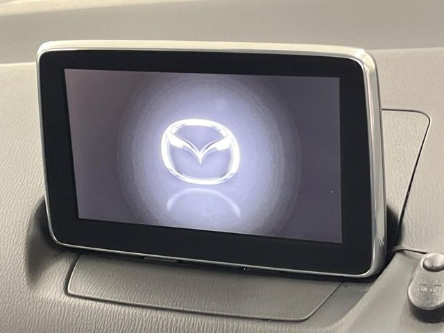 【純正ナビ】人気の純正ナビを装備。オーディオ機能も充実しており、Bluetooth接続すればお持ちのスマホやMP3プレイヤーの音楽を再生可能!毎日の運転がさらに楽しくなります!!