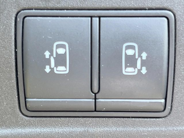 �y�����p���[�X���C�h�h�A�z�X�}�[�g�L�[��^�]�Ȃ̃X�C�b�`�Ō�ȗ����X���C�h�h�A�̊J���\���d��������͂����ăh�A���J����K�v�������A�����Ȃ��q�l�ł��ȒP�ɊJ���߂ł����K�ł���