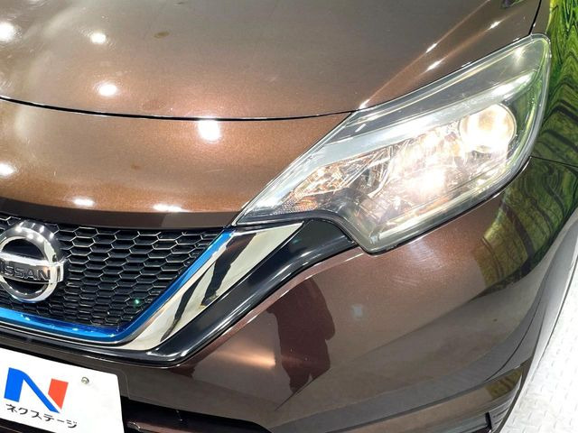 夜間や荒天時により良好な視界で安心な走行をご希望される方には【高輝度LEDヘッドライト】の取付がおすすめ!多くのお客様にご好評いただいております♪