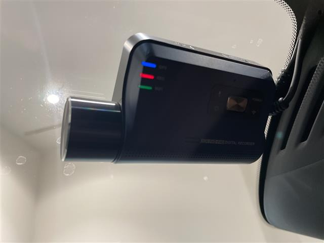 XC40B4 AWD Rデザイン 4WD