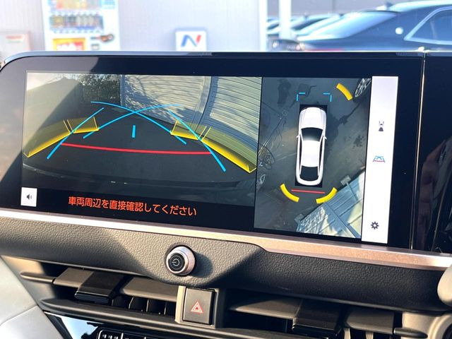 �y�p�m���~�b�N�r���[���j�^�[�z��p�̃J�����ɂ��A�ォ�猩���낵���悤�Ȏ��_��360�x�N���}�̎��͂��m�F���邱�Ƃ��ł��܂������p�������m�F���₷���A�����ꏊ�ł̐؂�Ԃ��⒓�Ԃ��X���[�Y�ɍs���܂��B