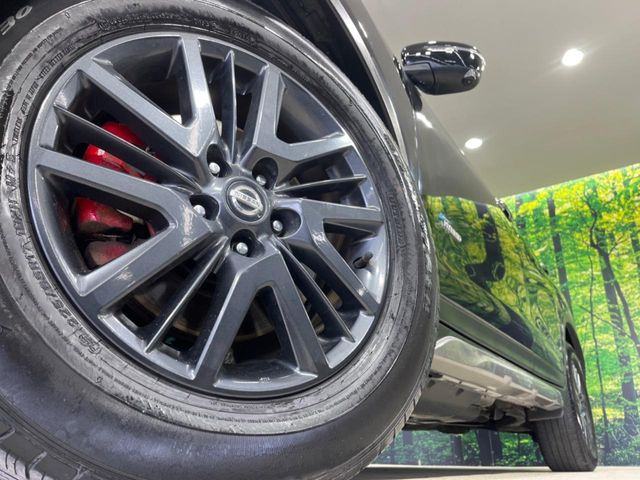 �y����17�C���`�A���~�z�C�[���z�O�ςɃ}�b�`���������A���~�z�C�[���𑕒����Ă���܂��B�e��ЊO�A���~�z�C�[����A�X�^�b�h���X�^�C�����戵�����Ă���܂��B���񂲑��k����������